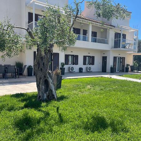 Villa Rodelia 1 Roda  Exteriér fotografie
